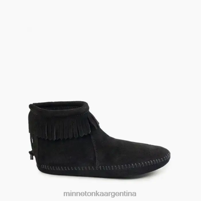 calzado negro mujer bota con suela blanda y cremallera trasera Minnetonka R6DN7